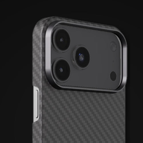 Metal camera frame on the Brawler case in Black